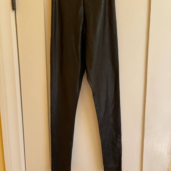 Women’s Commando Slim Black Pants - Picture 7 of 8